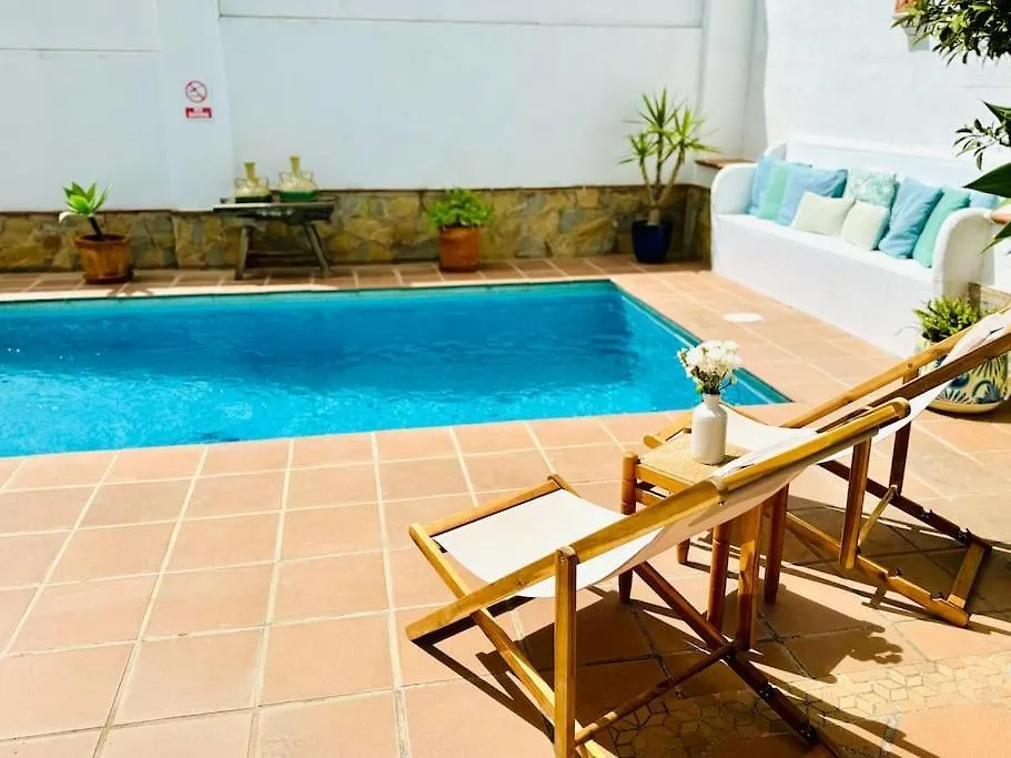 Sitio de Calahonda Casa Del Mar, Stunning Villa With Swimming Pool