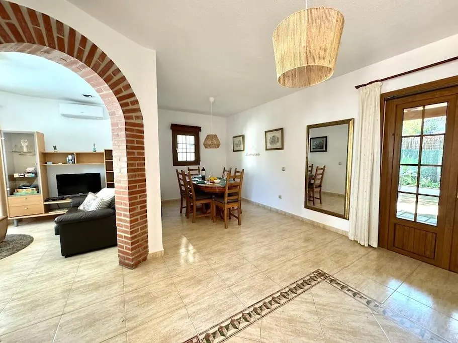 Sitio de Calahonda Casa Del Mar, Stunning Villa With Swimming Pool Sitio de Calahonda