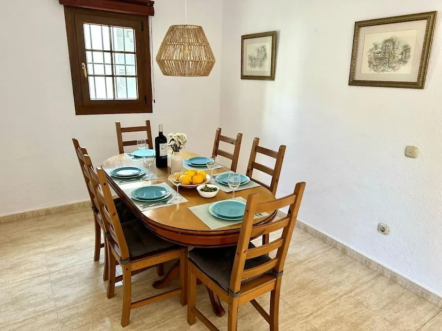 Sitio de Calahonda Casa Del Mar, Stunning Villa With Swimming Pool